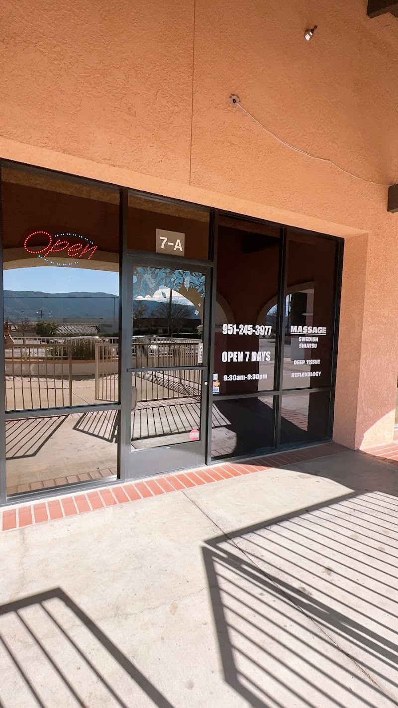 Spa Swan- Massage, spa in Lake Elsinore, CA, photo 2 of 8